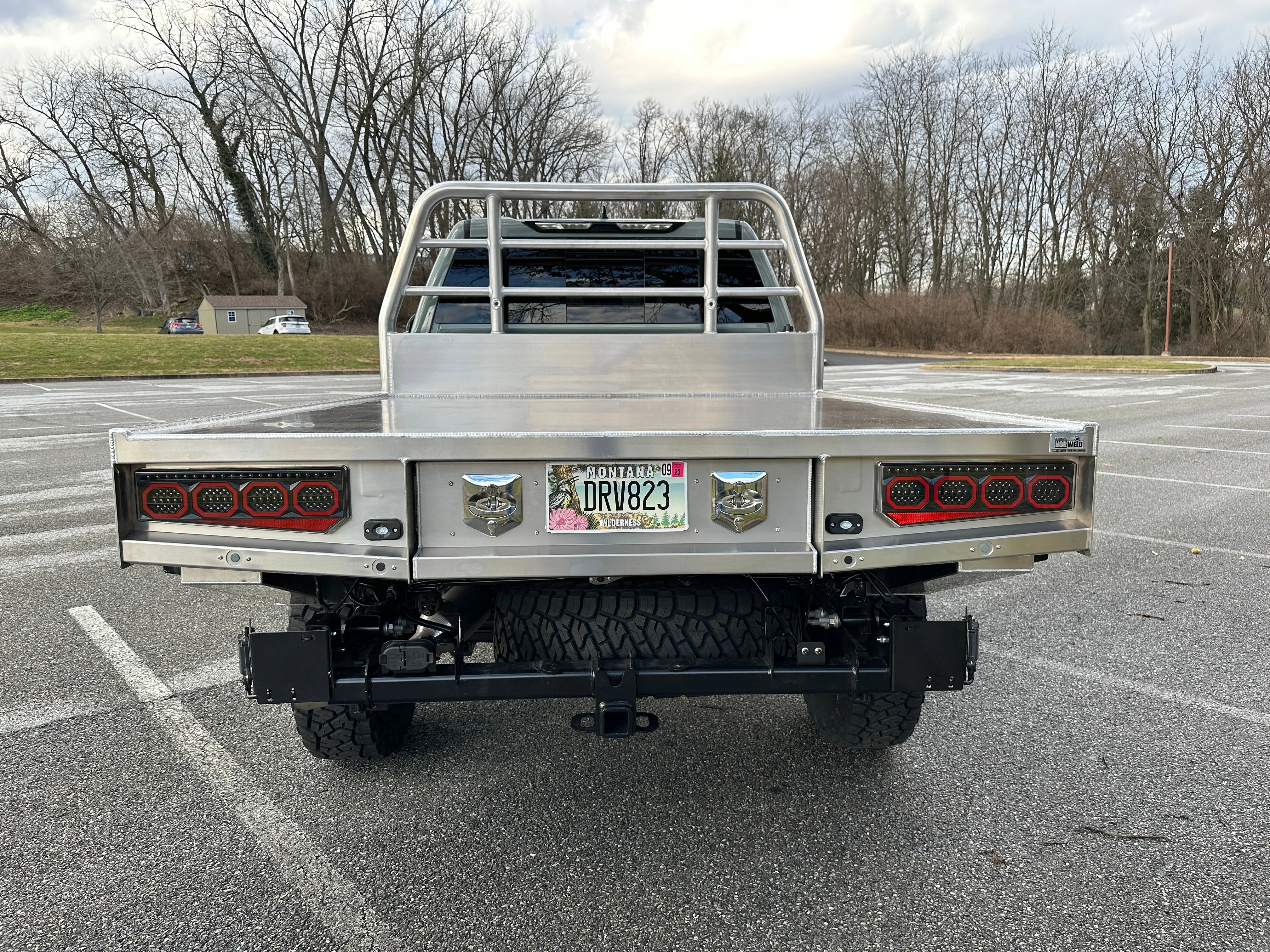 Full-Size Norweld Deluxe Flatbed Tray