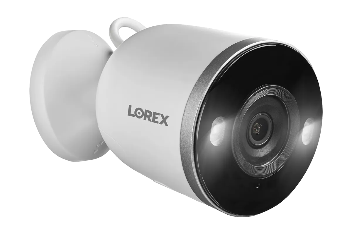 Lorex 2K Spotlight Indoor/Outdoor Wi-Fi Security Camera (32GB, Cloud-Enabled)