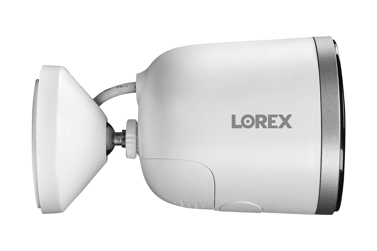 Lorex 2K Spotlight Indoor/Outdoor Wi-Fi Security Camera (32GB, Cloud-Enabled)