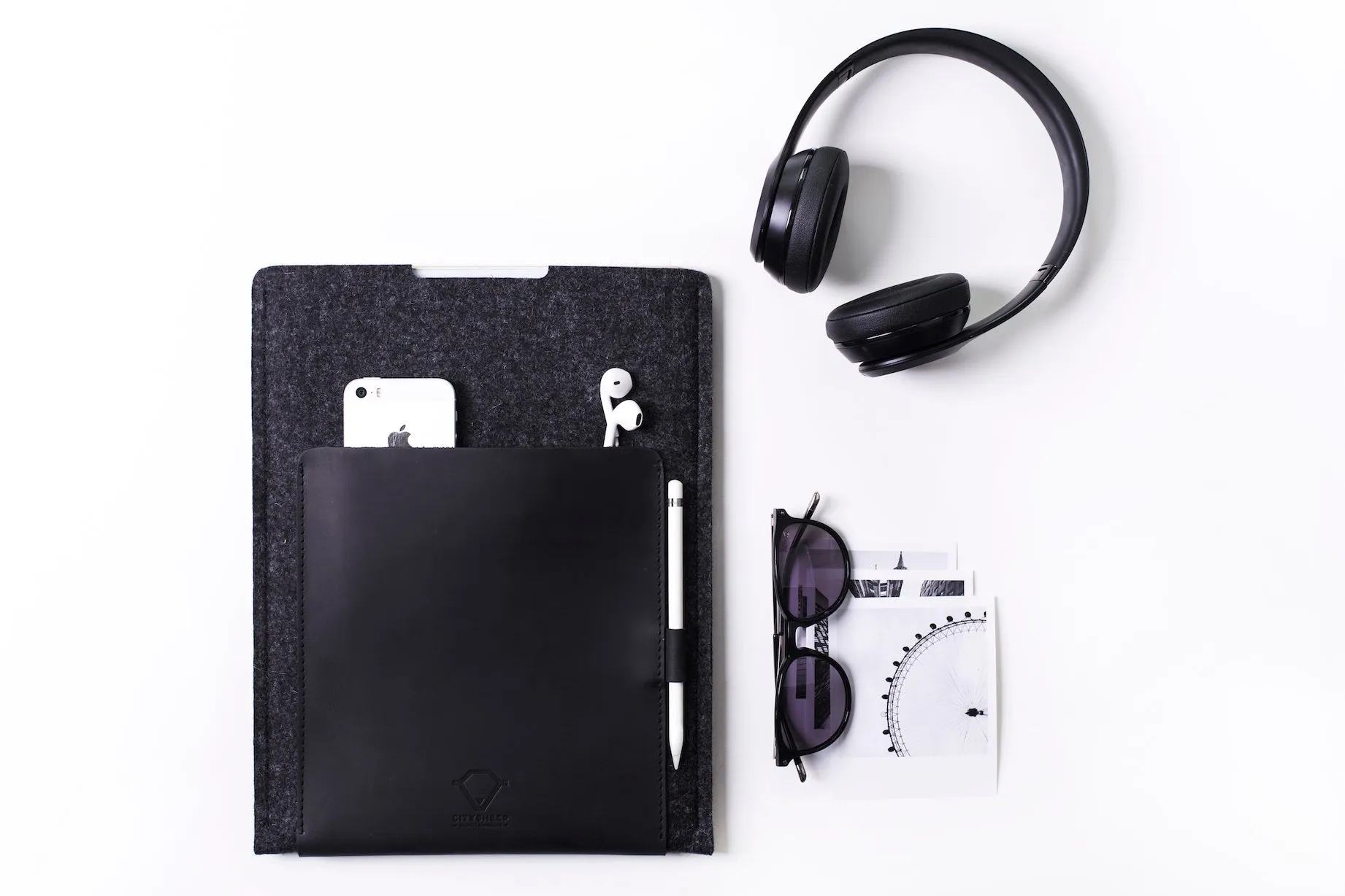 SECOND SKIN iPad Case/ Classy Black/